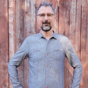CPO Provisions Urban Outfitters button up long sleeve dress shirt herringbone